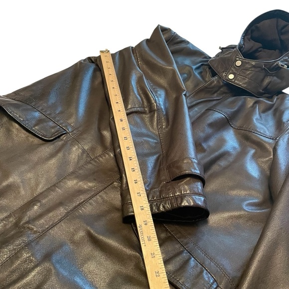 Danier Men's Dark Brown Leather Jacket w/detachable hood.Size 40/Medium - Picture 8 of 16